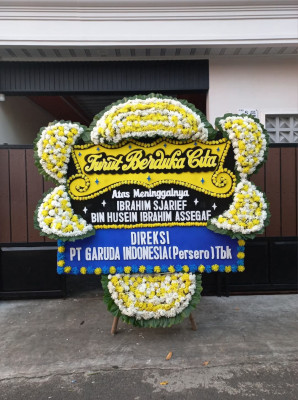 Papan Bunga Duka di Holuon